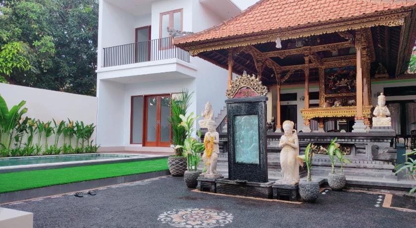 Pondok Denayu Homestay Vacation rental in Kuta