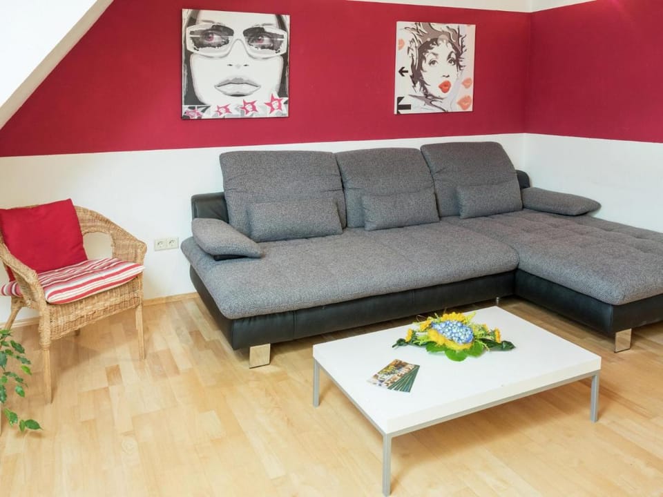 Cozy Apartment in Schwenningen with Garden Apartment in Villingen-Schwenningen