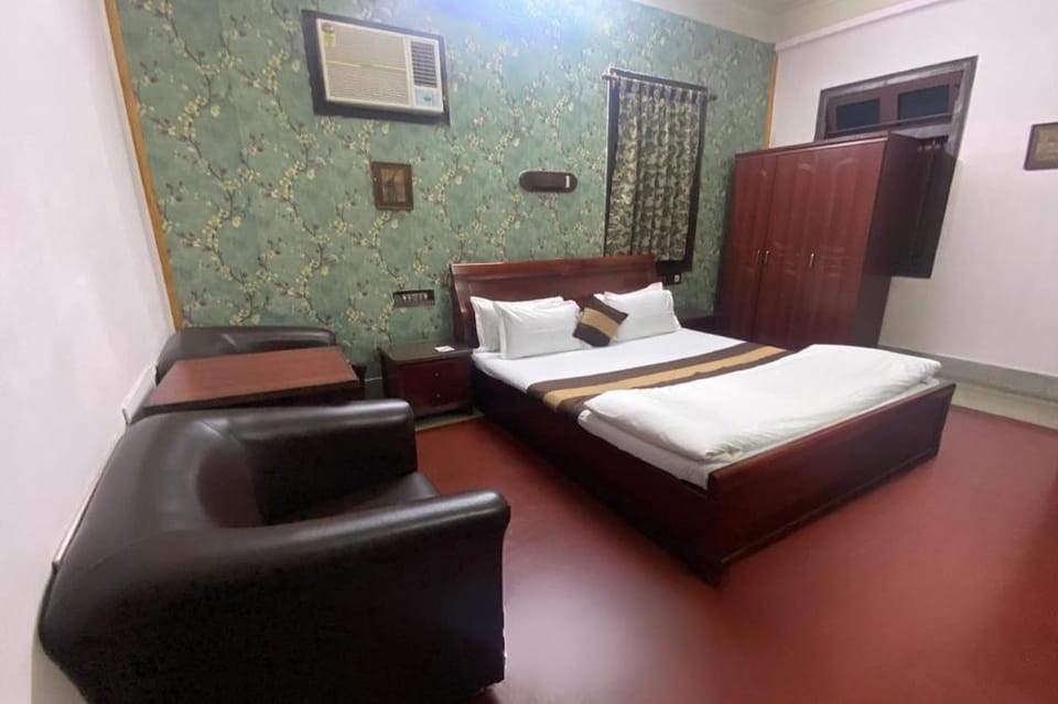 The Kei Suites Bed and Breakfast in Kolkata