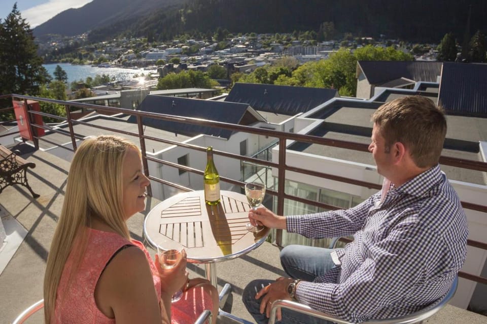 Caples Court Motel & Apartments Motel in Queenstown