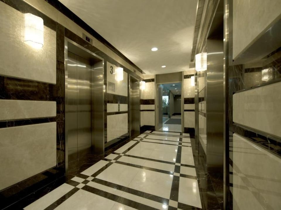 V Hotel Bencoolen Hotel in Singapore