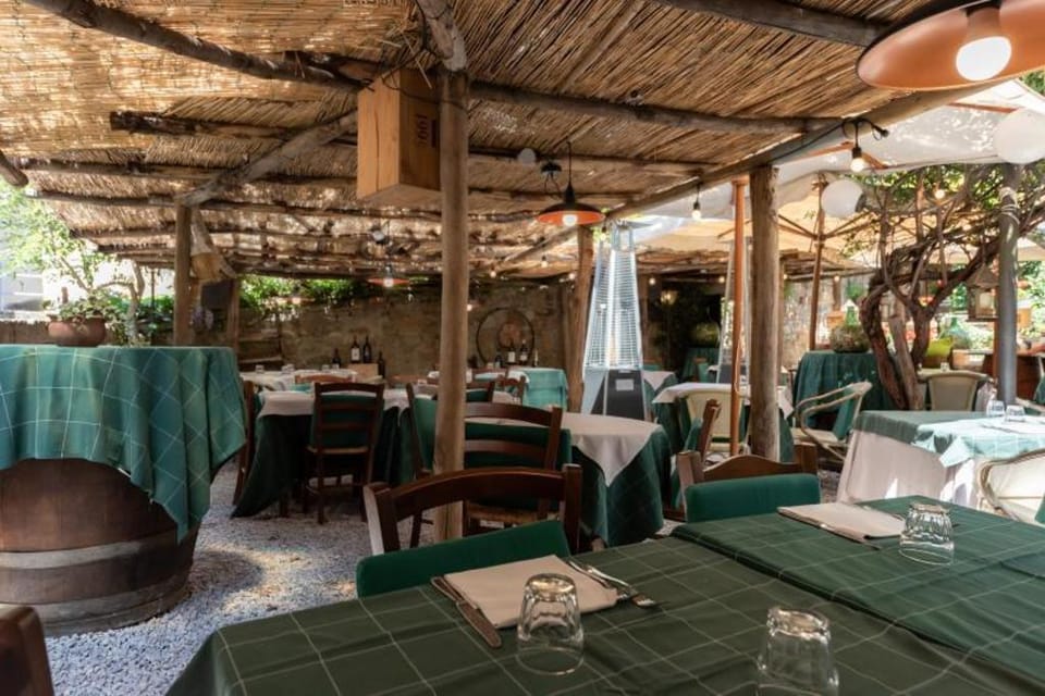 Borgo San Quirico d'Orcia B&B - Capitano Collection - Albergo diffuso Hotel in San Quirico d'Orcia