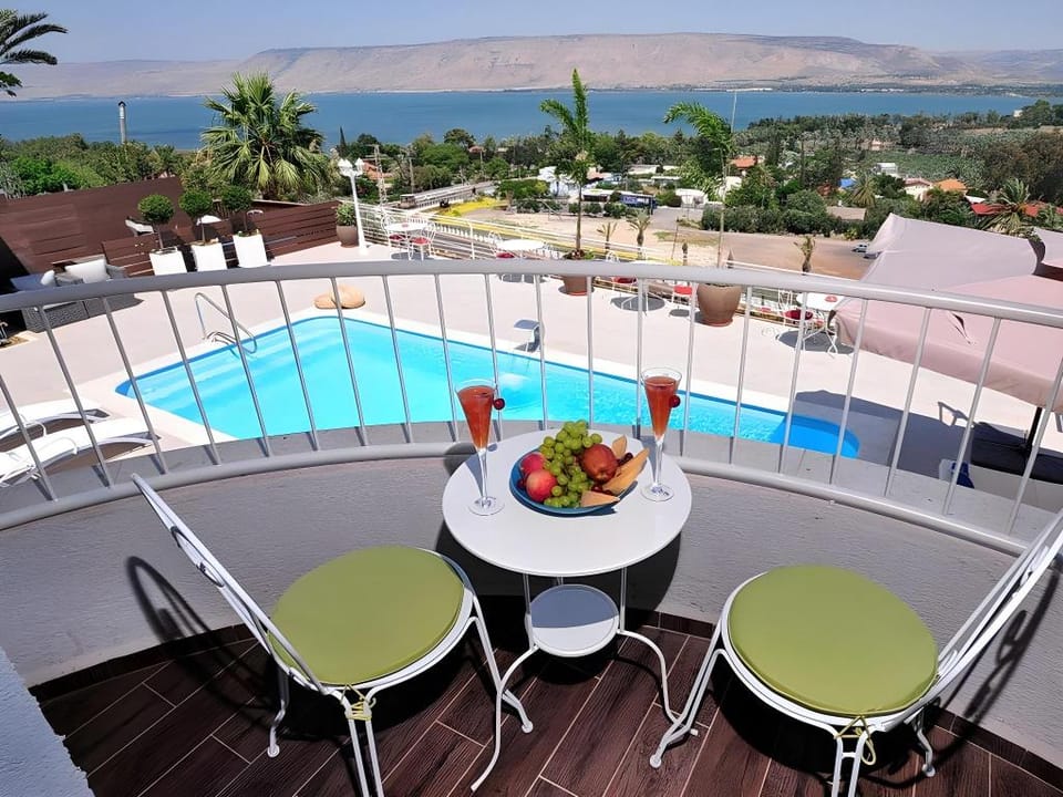 Camila Resort Hotel in North District