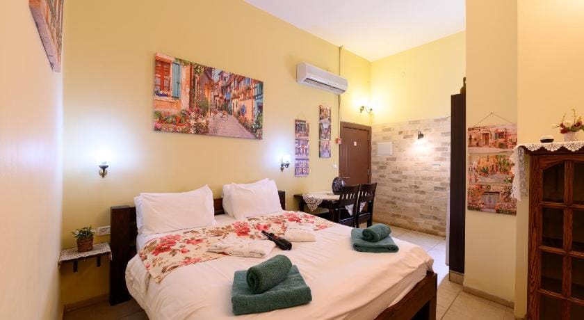 My Place in the Colony Bed and Breakfast in Haifa District