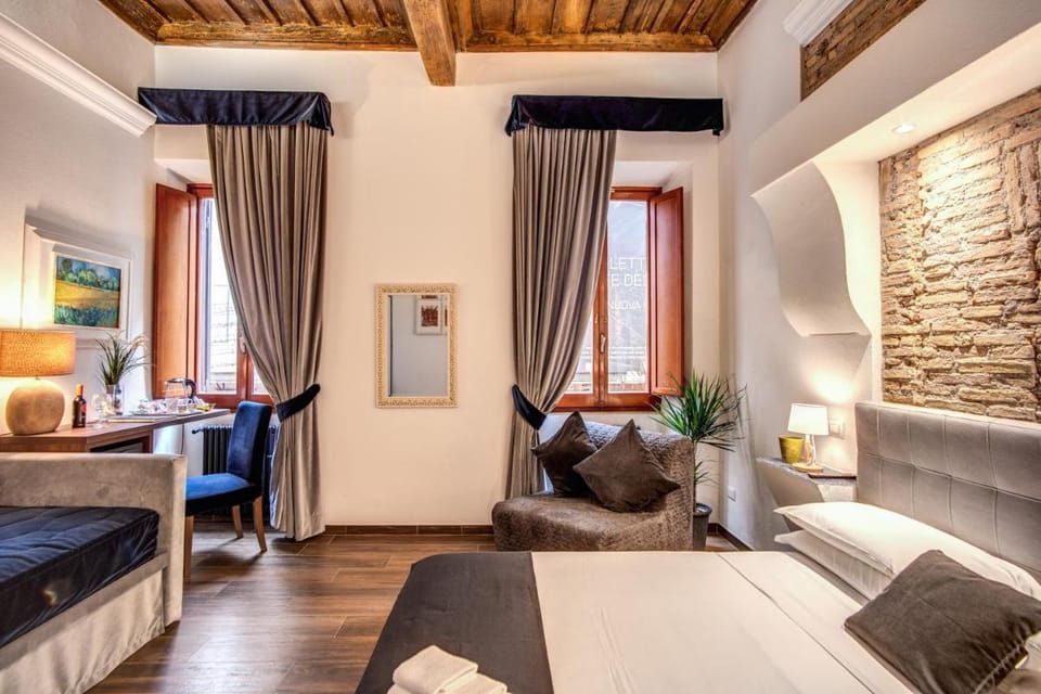 Tritone Top House Bed and Breakfast in Rome