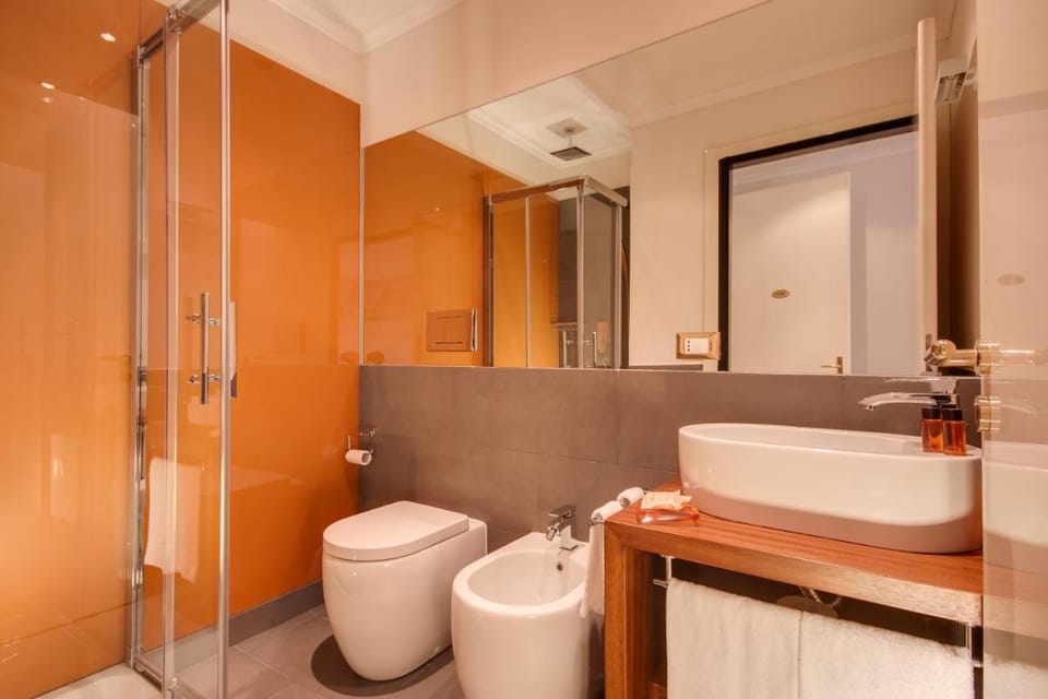 Tritone Top House Bed and Breakfast in Rome