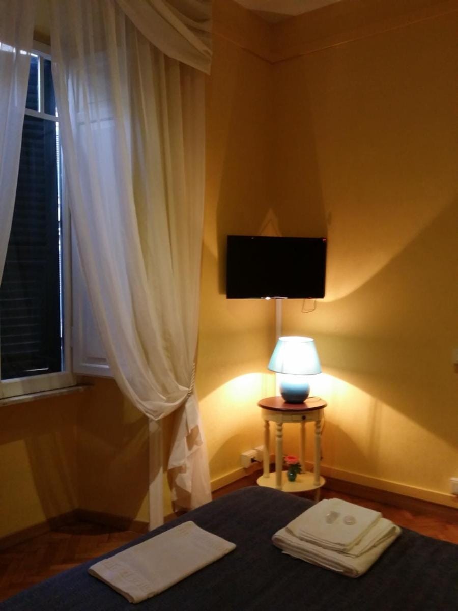 La Breccia A Porta Pia Bed and Breakfast in Rome
