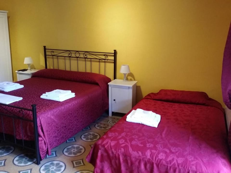 La Breccia A Porta Pia Bed and Breakfast in Rome