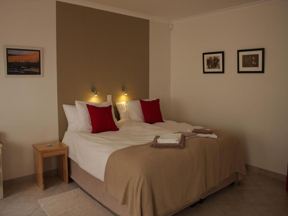 Meike's Guesthouse Bed and Breakfast in Namibia