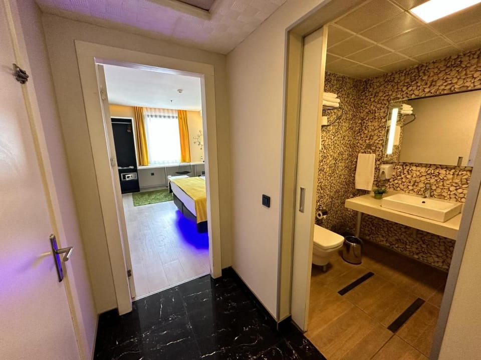 Tempo Suites Airport Hotel in Istanbul
