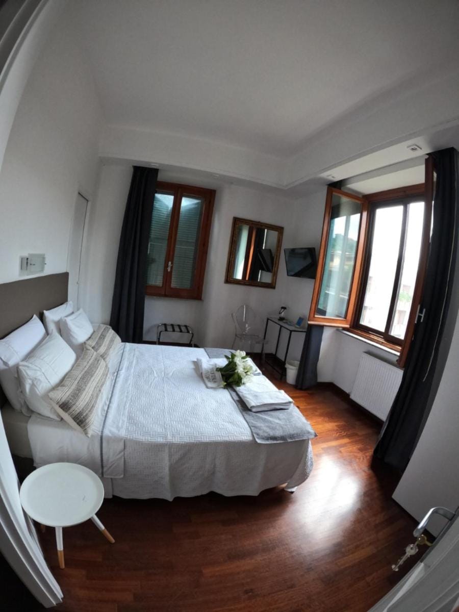 EMI's Guest House Bed and Breakfast in Rome