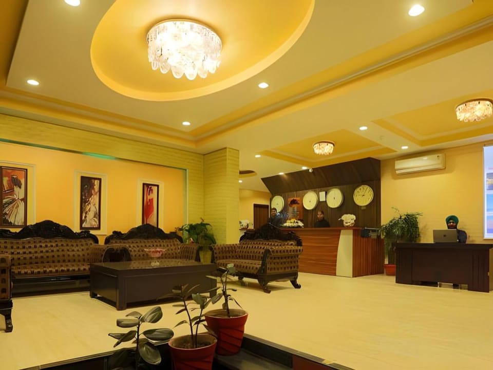 Hotel Castle Blue New Delhi near IGI Airport Hotel in New Delhi