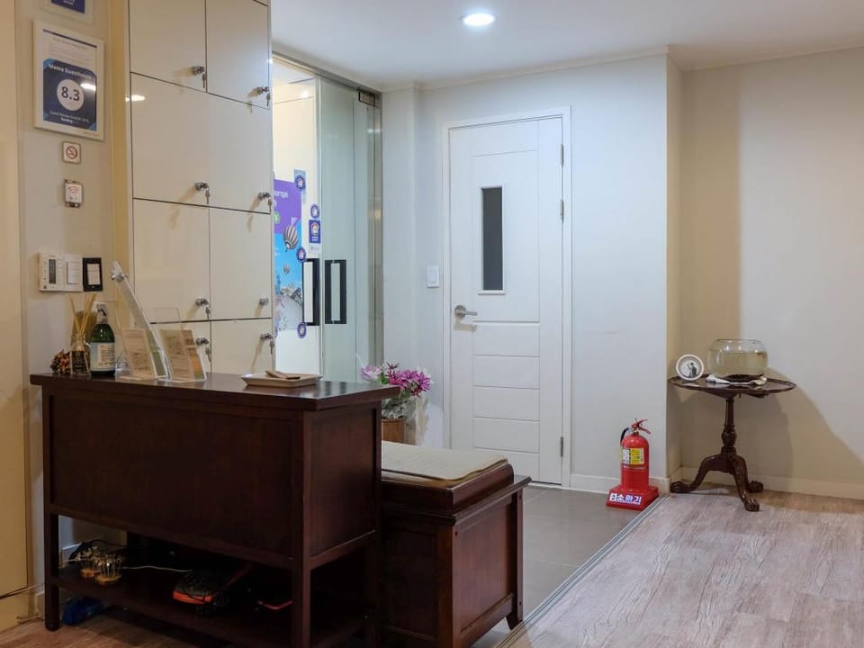 Mama Guesthouse Myeongdong Bed and Breakfast in Seoul