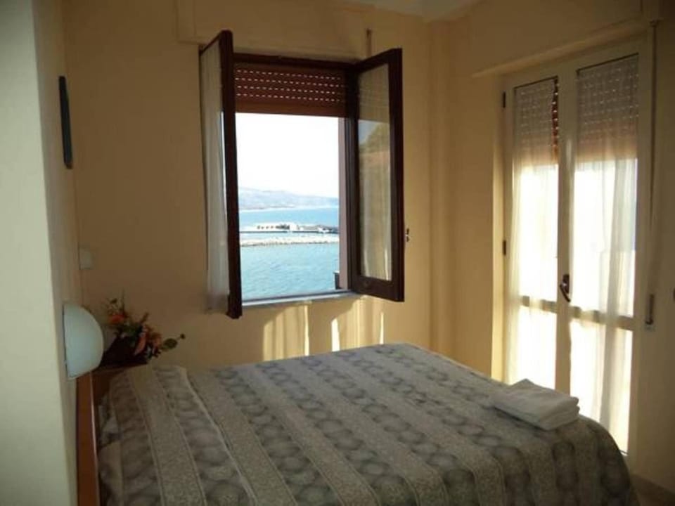 Hotel Hydra Club Hotel in Campania