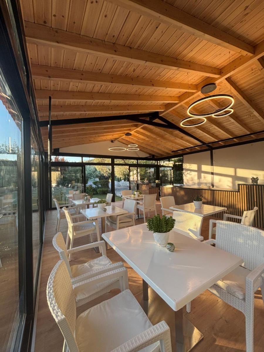 Ampoulos Rooms & Apartments Bed and Breakfast in İzmir Province