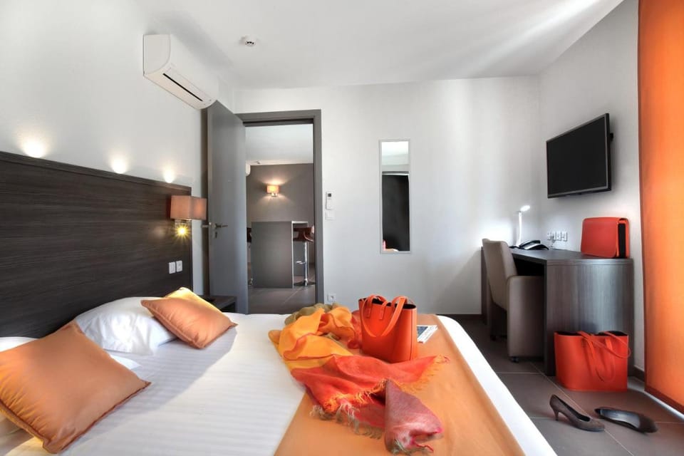 Seventeen Hotel Apartment hotel in Mouans-Sartoux