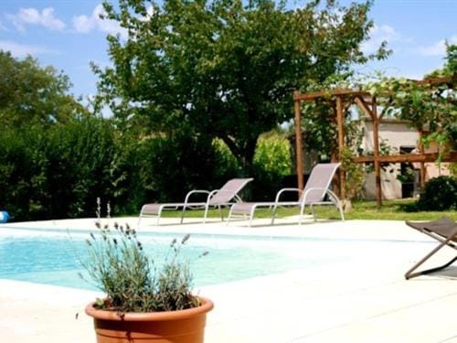 Les Barelles Bed and Breakfast in Auvergne-Rhône-Alpes