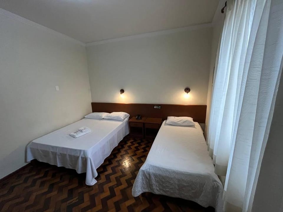 ACOMODARE HOTEL- SOB NOVA Direção Hotel in State of Santa Catarina