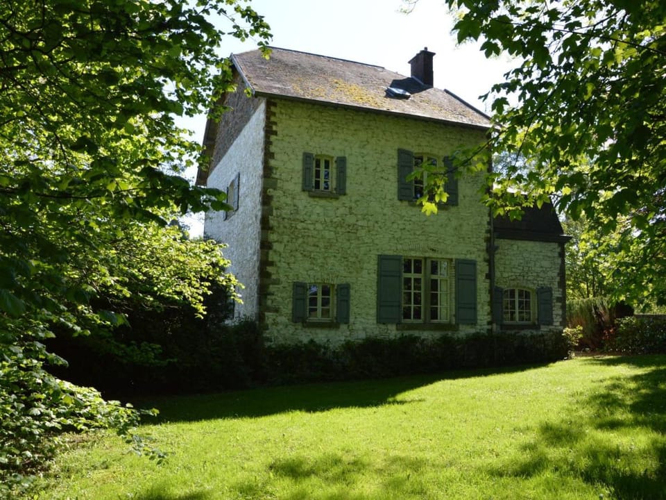 Peaceful Retreat in Roumont Vacation rental in Wallonia, Belgium
