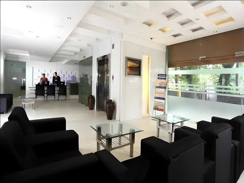 Hotel Kingfort Hotel in Kozhikode