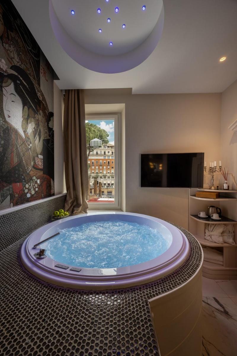 Torre Argentina Relais - Residenze di Charme Bed and Breakfast in Rome