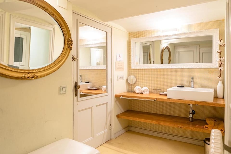 B&B Boutique Ca La Maria Bed and Breakfast in Barcelona