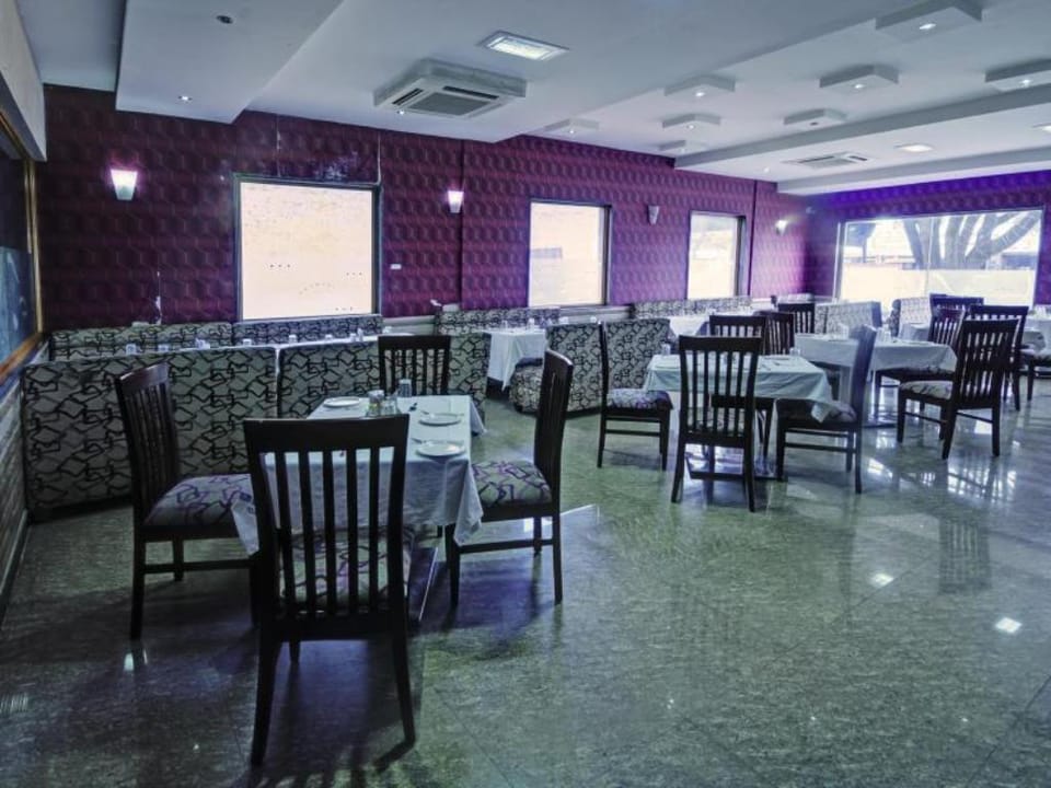 Hotel Mayura International Hotel in Karnataka