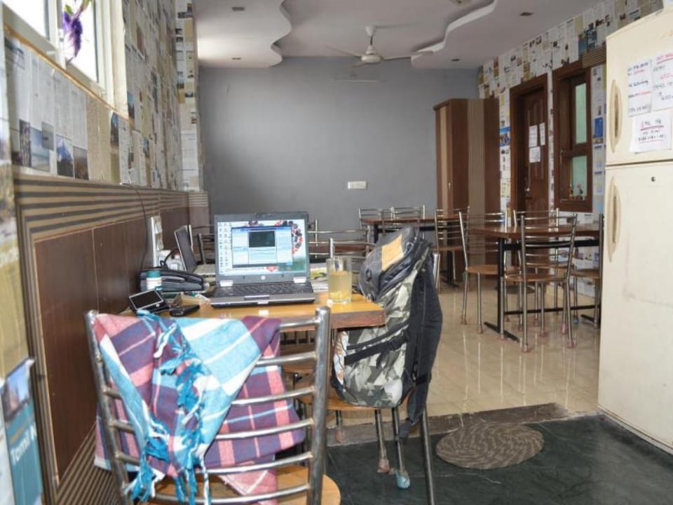 Hotel S B Inn Hotel in New Delhi