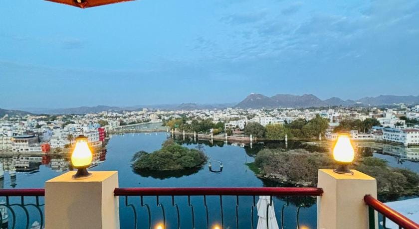 Hotel Mewari Villa Udaipur Bed and Breakfast in Udaipur