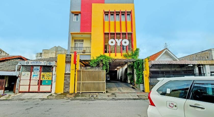 OYO 389 Sky Guesthouse Hotel in Indonesia