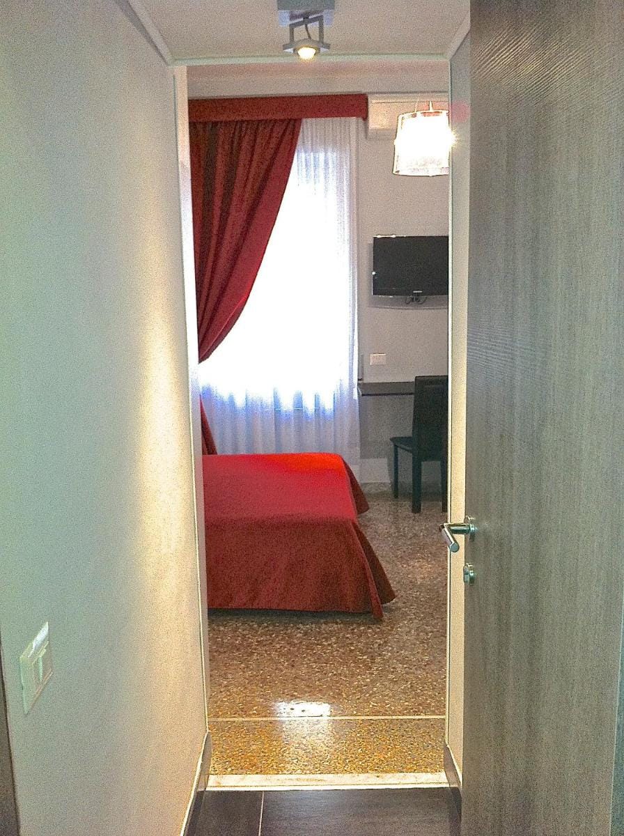 Domus Fabiola - Vaticano Bed and Breakfast in Rome