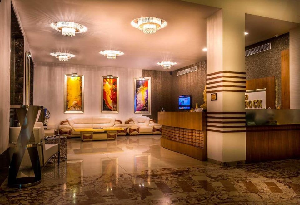 Hotel Sea N Rock Hotel in Maharashtra