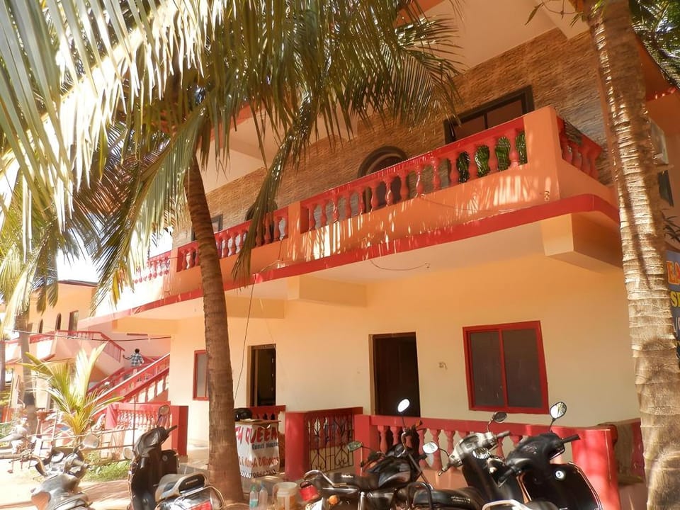 Beach Queen Guest House Hotel in Calangute