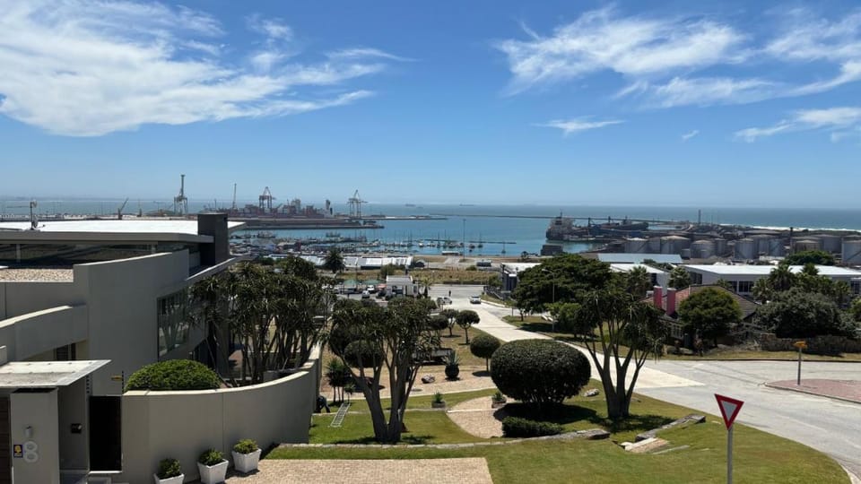 Sir Roys at the Sea Bed and Breakfast in Port Elizabeth