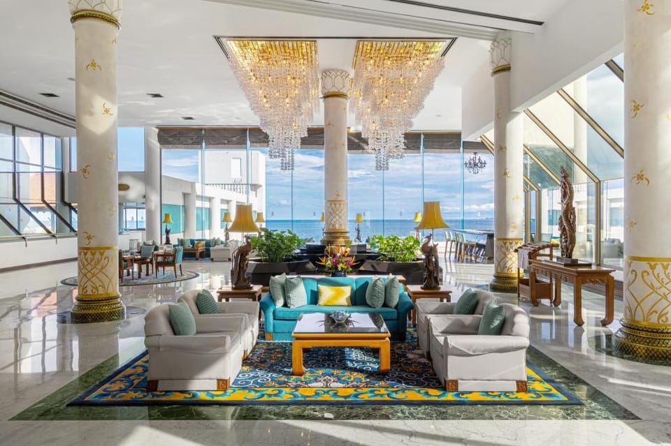 Royal Wing Suites & Spa Pattaya Hotel in Pattaya City