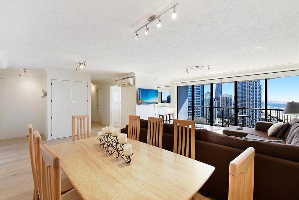 Surfers Century Oceanside Apartments Apartment hotel in Surfers Paradise
