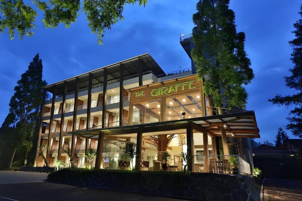Royal Safari Garden Resort & Convention Hotel in Cisarua