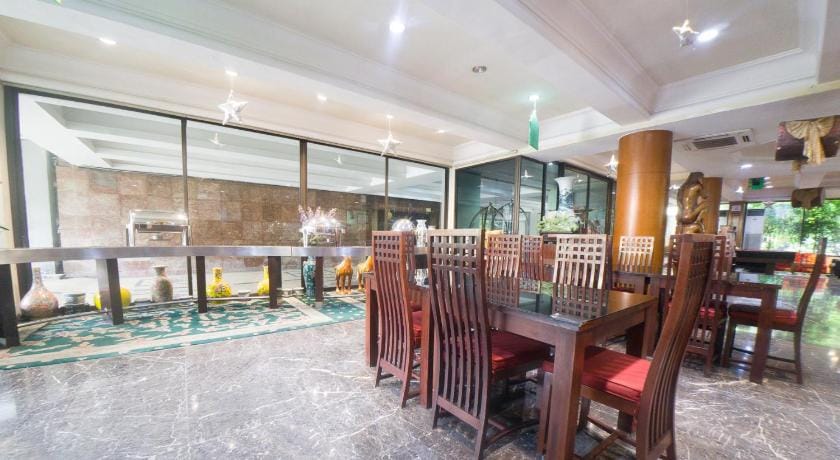 New Grand Park Hotel Hotel in Surabaya