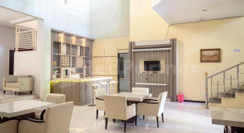 My Hommy Homestay Mitra RedDoorz Hotel in Surabaya