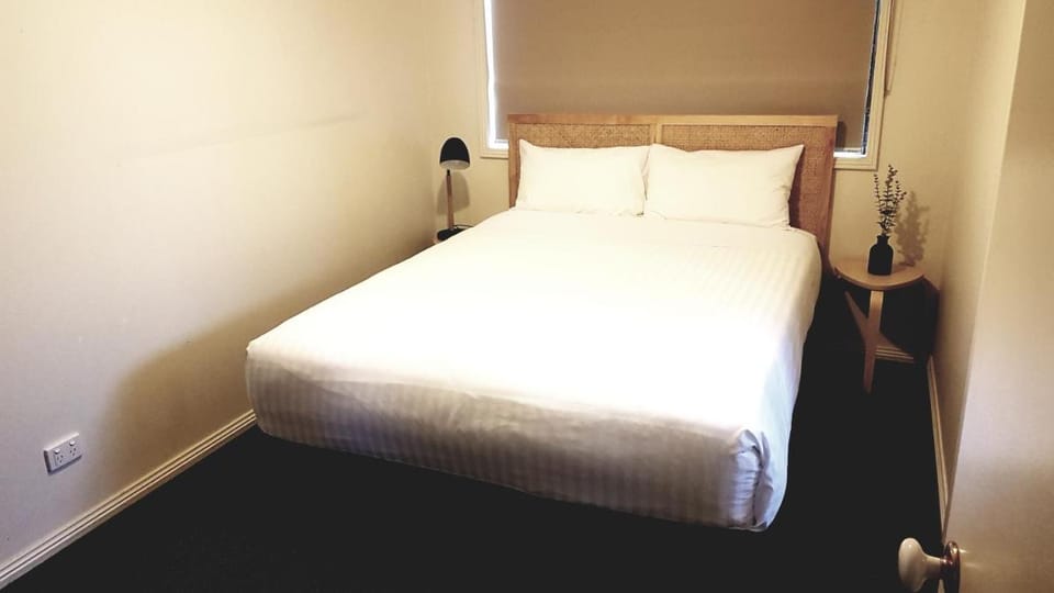 A-Line Holiday Park Campground/ 
RV Resort in Bendigo