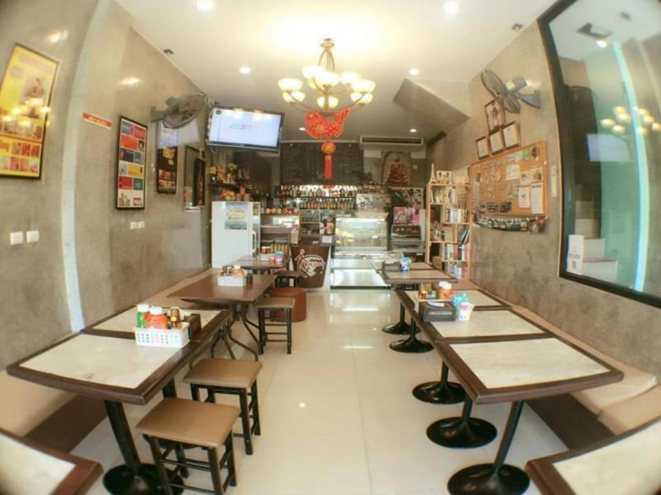 Swiss House Hotel in Patong