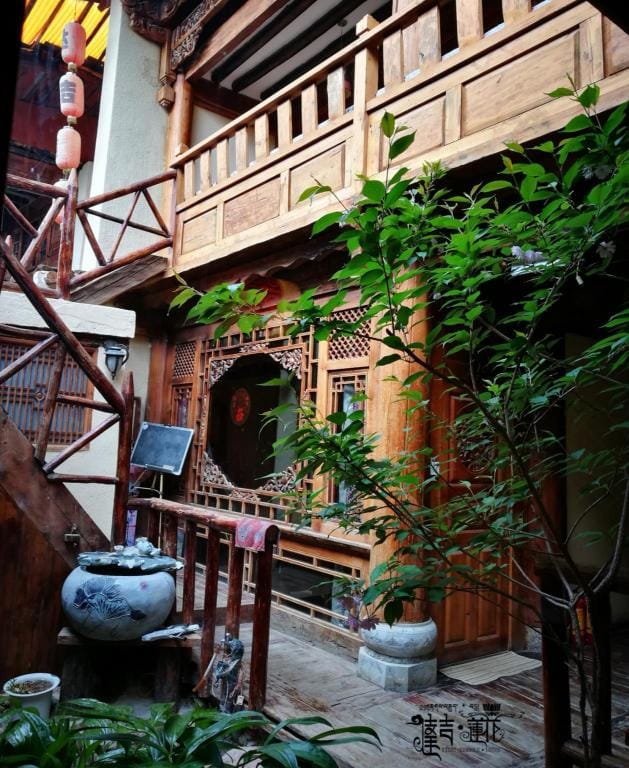 Shangri-La Eight Symbole Lotus Inn Hotel in China