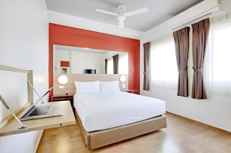 Red Planet Hotel Asoke Bangkok Hotel in Bangkok