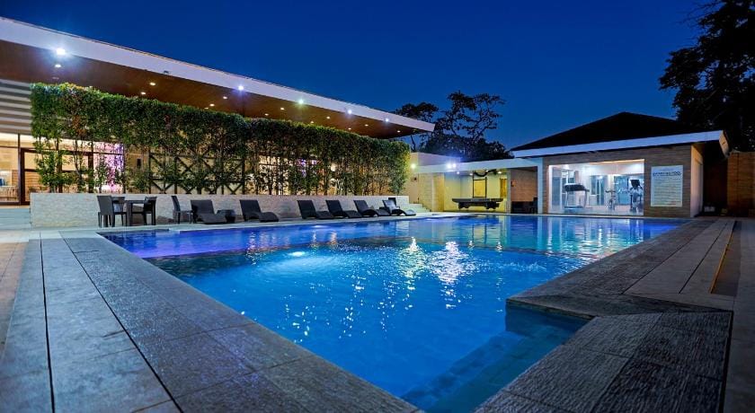 Holiday Suites Hotel in Puerto Princesa