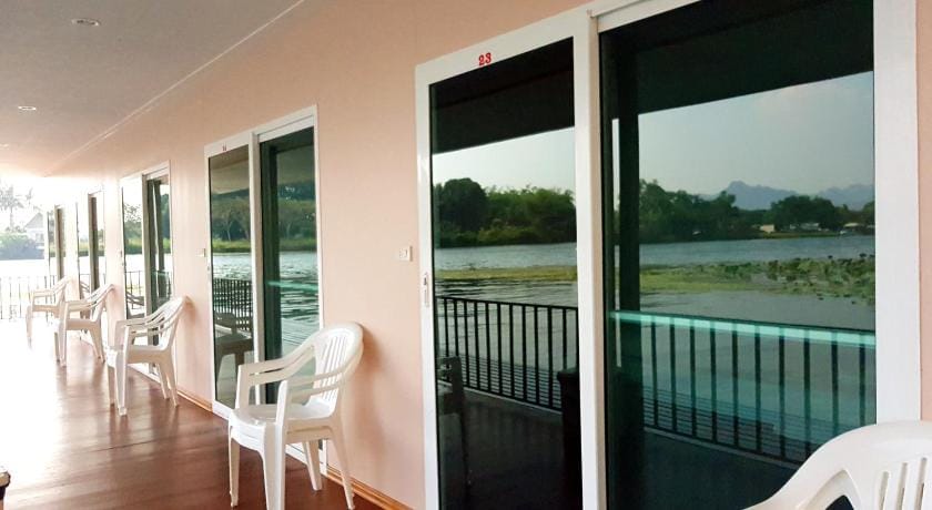 Tamarind Guesthouse Kanchanaburi Bed and Breakfast in Thailand