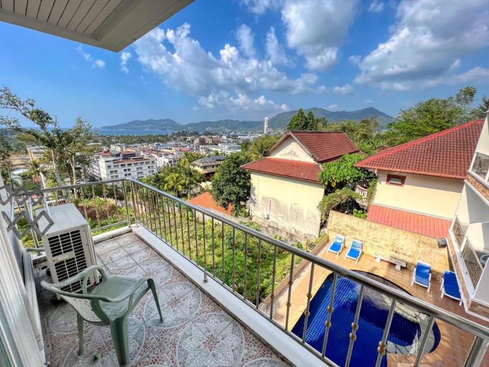 SR Sea View Apartments Hotel in Patong