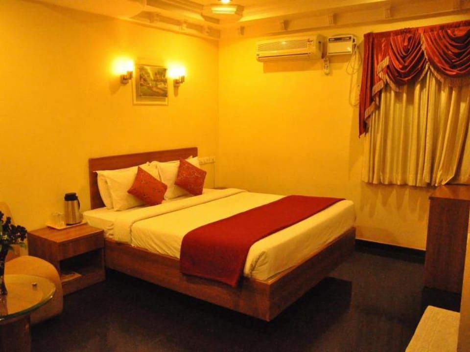 Hotel Royal Sathyam Hotel in Tamil Nadu