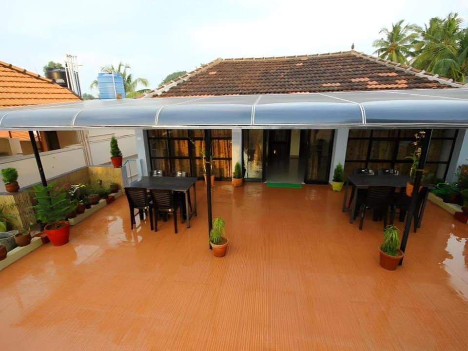 Sea View Apartment Hotel in Kochi