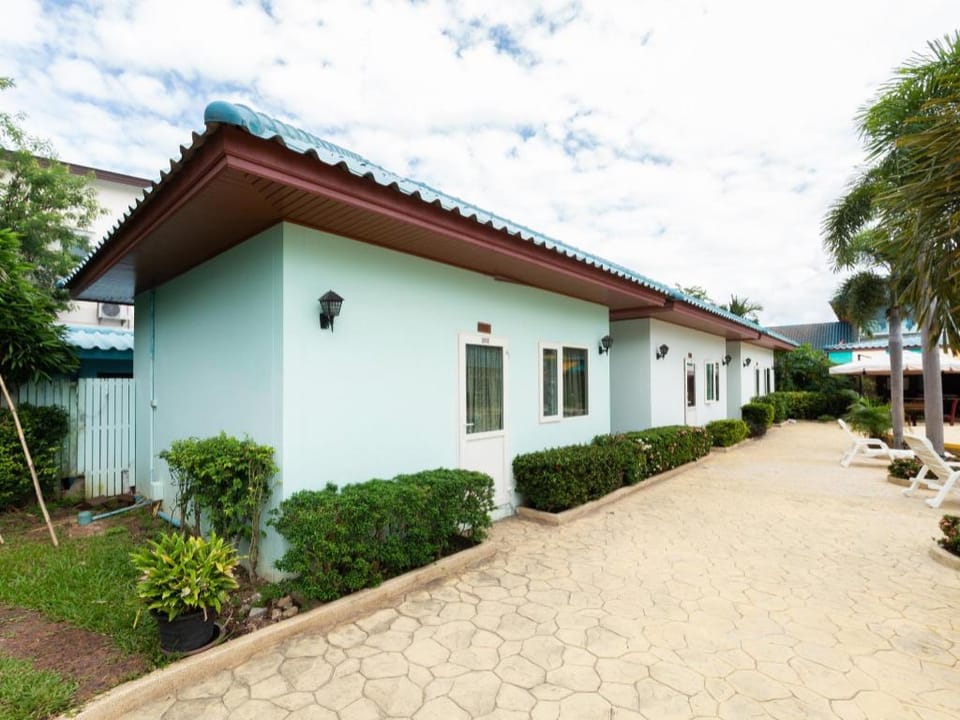 OYO 1131 Rendezvous Resort and Restaurant Hotel in Pattaya City