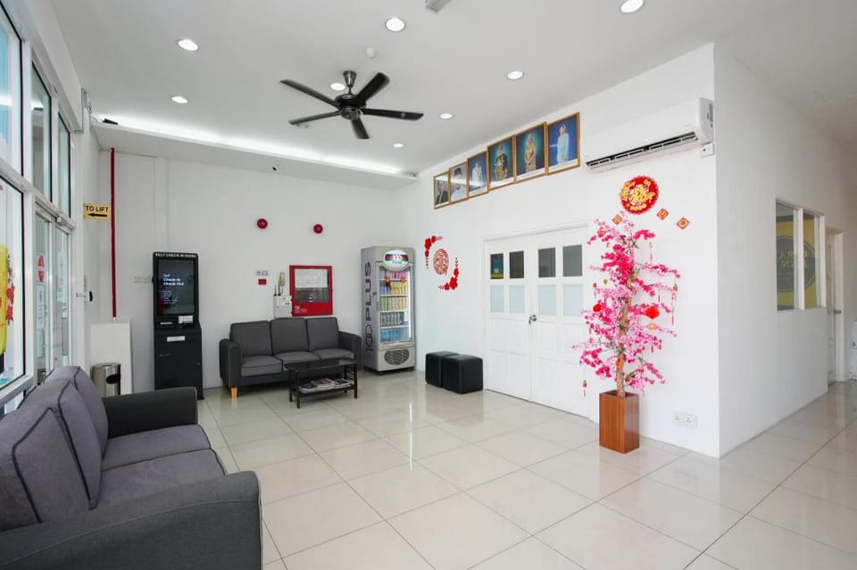Grand Inn Hotel Hotel in George Town
